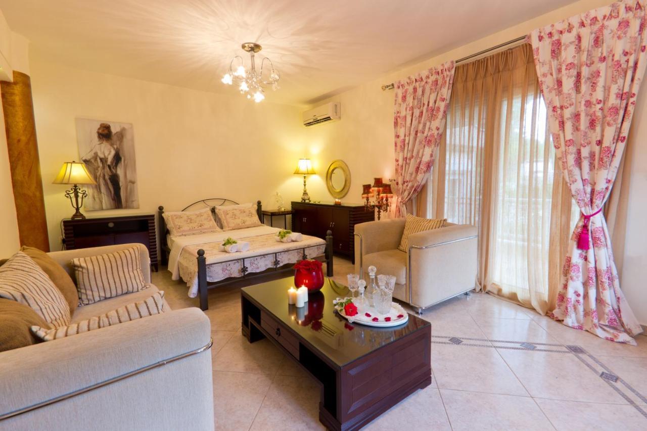 Angel Villa - Thassos Town מראה חיצוני תמונה